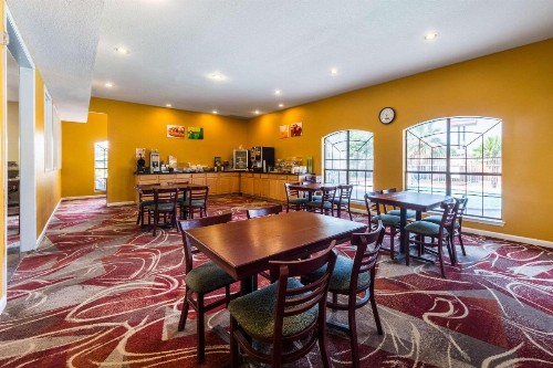 Quality Inn University near Downtown - image 30