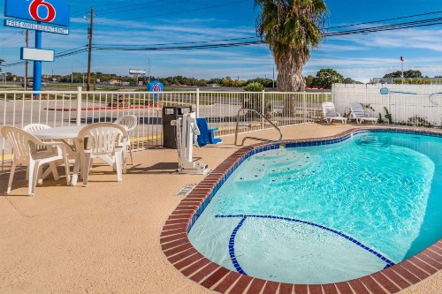Motel 6-San Marcos TX - North - image 24
