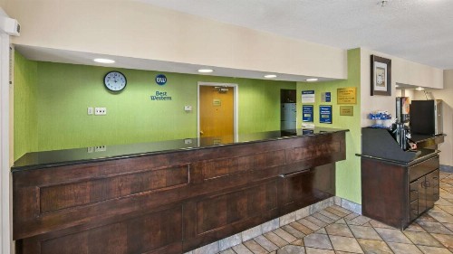 Best Western San Marcos - image 7
