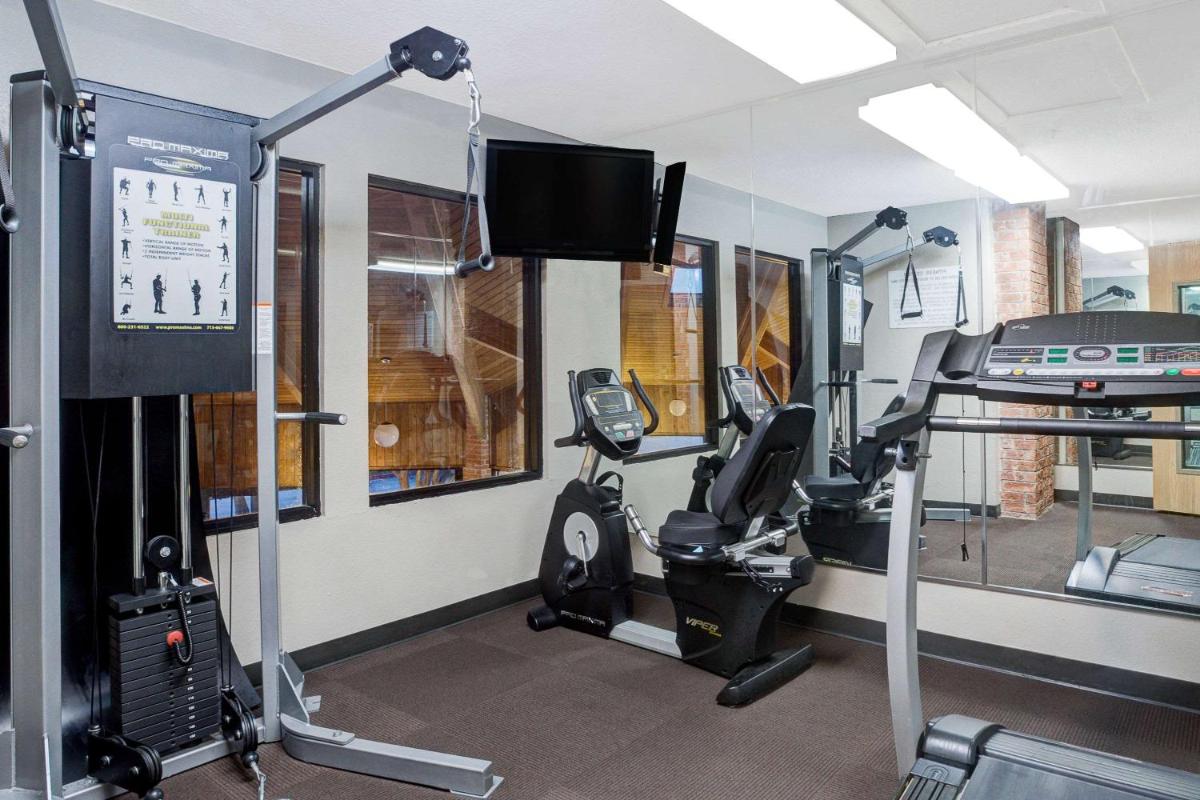 Baymont Inn & Suites by Wyndham San Marcos - image 5