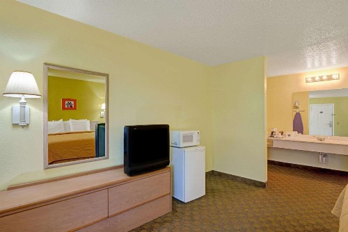 White Rock Inn - image 2