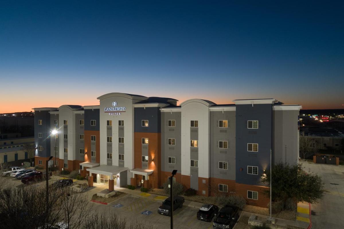 Candlewood Suites San Marcos an IHG Hotel - image 2