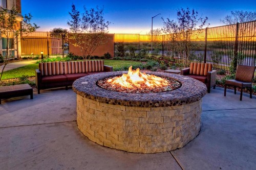 Courtyard by Marriott San Marcos - image 10