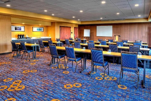 Courtyard by Marriott San Marcos - image 15