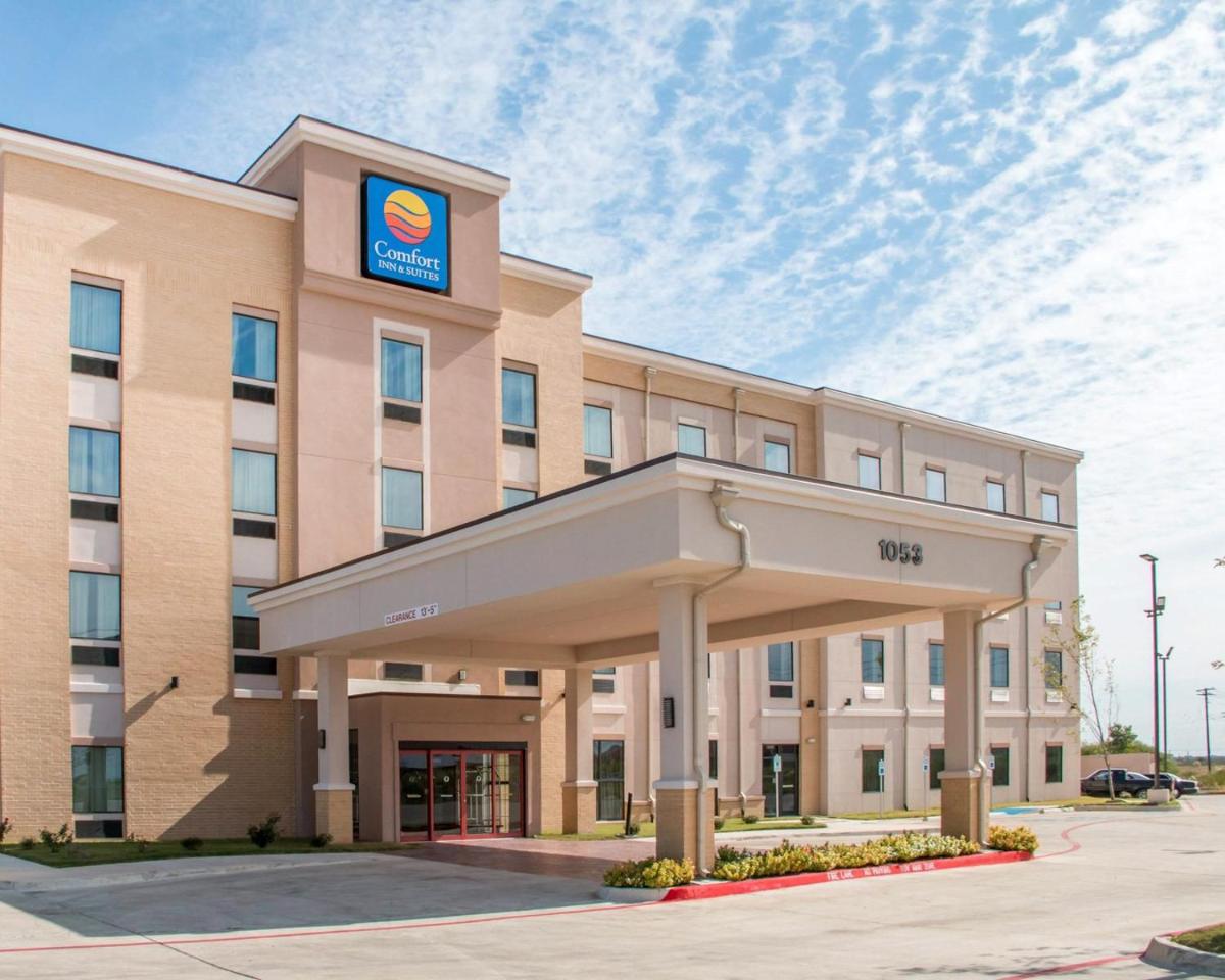 Comfort Inn & Suites San Marcos - image 5