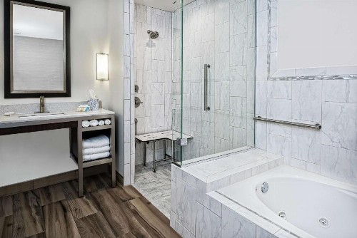 Hilton Garden Inn San Marcos - image 21