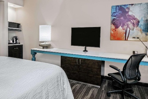 Hilton Garden Inn San Marcos - image 23