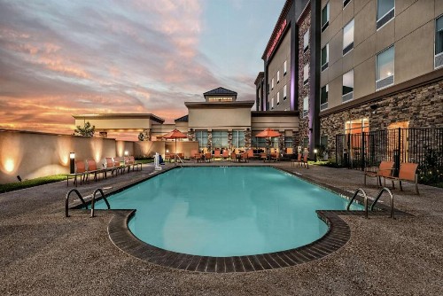 Hilton Garden Inn San Marcos - image 9