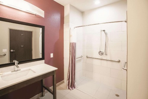 La Quinta by Wyndham San Marcos Outlet Mall - image 20