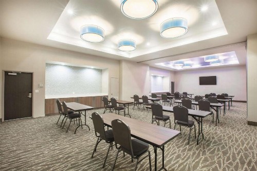 La Quinta by Wyndham San Marcos Outlet Mall - image 22