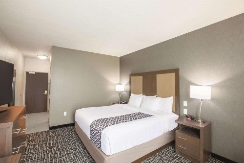 La Quinta by Wyndham San Marcos Outlet Mall - image 27