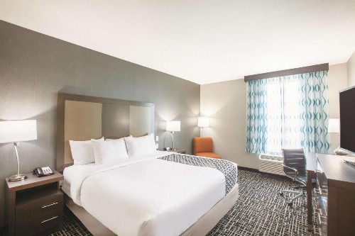 La Quinta by Wyndham San Marcos Outlet Mall - image 31