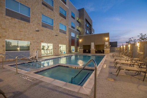 Holiday Inn Express & Suites - San Marcos South an IHG Hotel - image 31