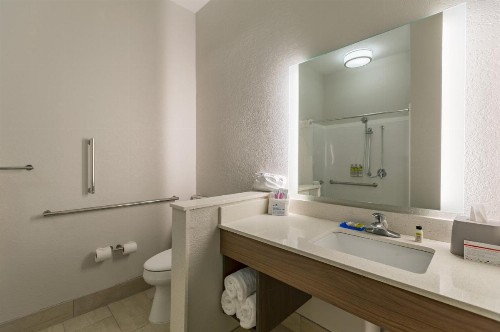 Holiday Inn Express & Suites - San Marcos South an IHG Hotel - image 33