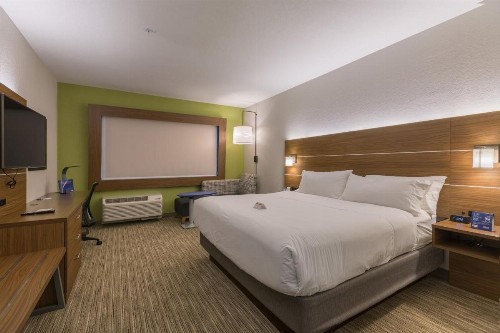 Holiday Inn Express & Suites - San Marcos South an IHG Hotel - image 50
