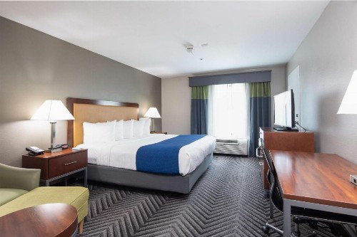 Best Western Coyote Point Inn - image 16
