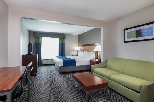 Best Western Coyote Point Inn - image 22