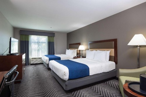 Best Western Coyote Point Inn - image 3