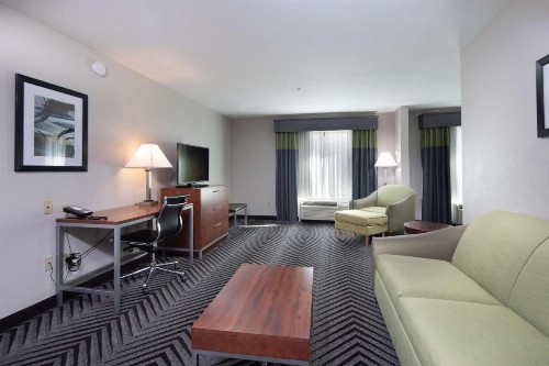Best Western Coyote Point Inn - image 5