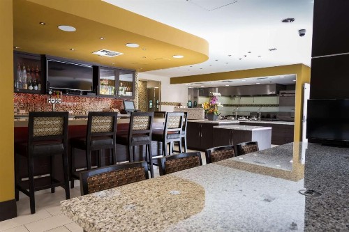 Hilton Garden Inn San Mateo - image 10