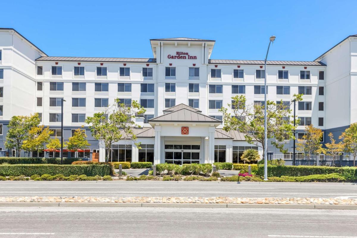 Hilton Garden Inn San Mateo - image 2