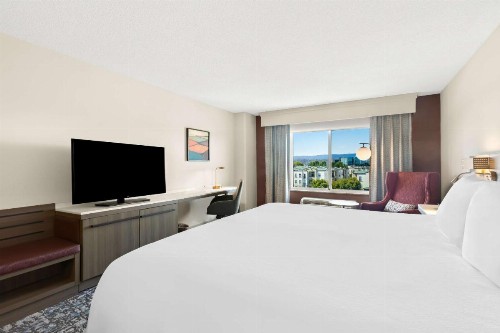 Hilton Garden Inn San Mateo - image 30