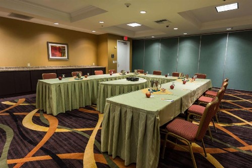 Hilton Garden Inn San Mateo - image 43