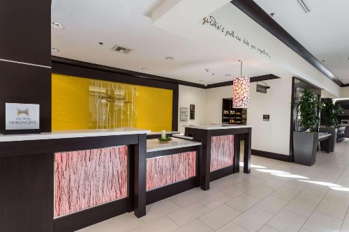 Hilton Garden Inn San Mateo - image 9