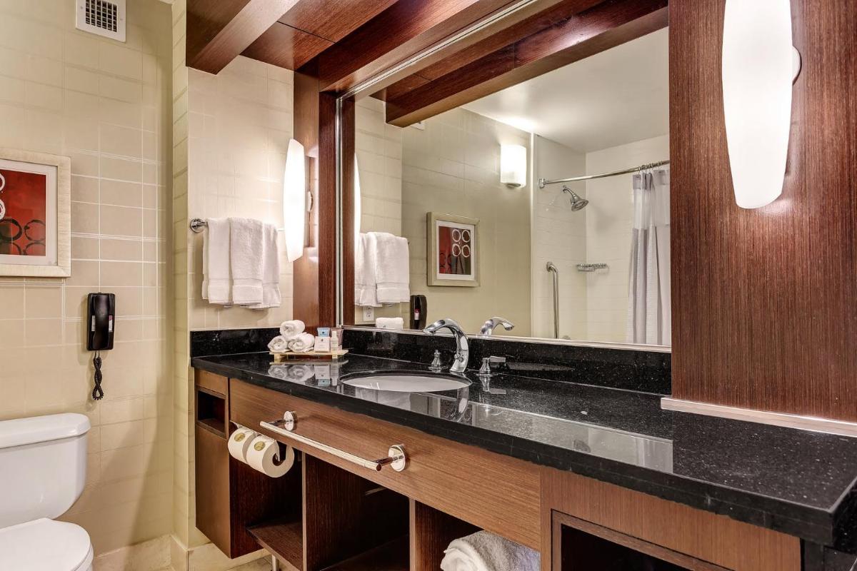 Crowne Plaza Hotel Foster City-San Mateo an IHG Hotel - image 3