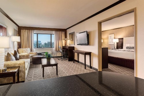 Crowne Plaza Hotel Foster City-San Mateo an IHG Hotel - image 30