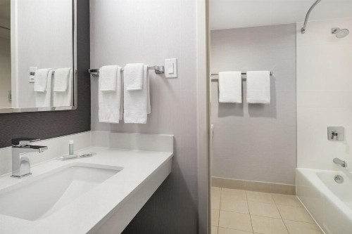 Courtyard by Marriott San Mateo Foster City - image 12