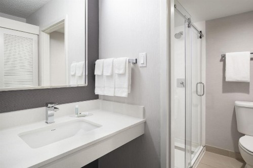 Courtyard by Marriott San Mateo Foster City - image 13