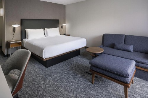 Courtyard by Marriott San Mateo Foster City - image 7