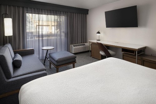 Courtyard by Marriott San Mateo Foster City - image 8