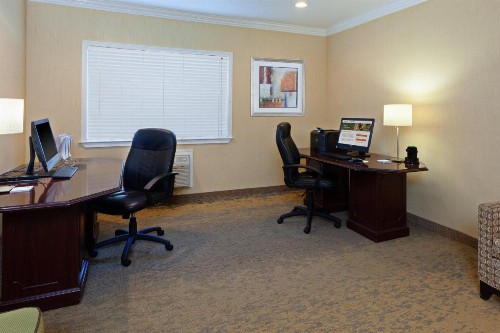 Holiday Inn & Suites San Mateo - SFO an IHG Hotel - image 14