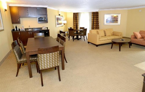 Holiday Inn & Suites San Mateo - SFO an IHG Hotel - image 36