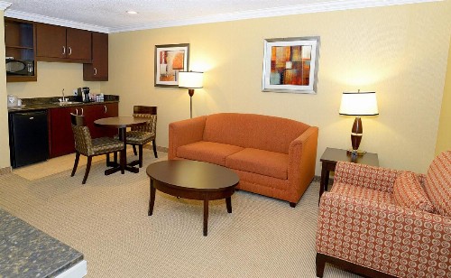 Holiday Inn & Suites San Mateo - SFO an IHG Hotel - image 49