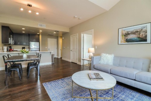 Urban Flat Apartments @ Foster City - image 1