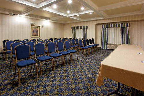 Holiday Inn Express San Pablo - Richmond Area an IHG Hotel - image 10