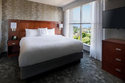 Courtyard by Marriott Richmond Berkeley - image 14