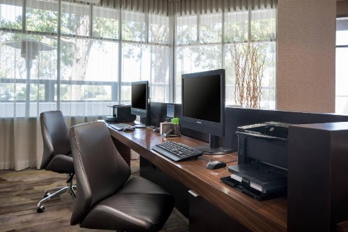 Courtyard by Marriott Richmond Berkeley - image 18