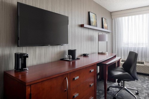 Courtyard by Marriott Richmond Berkeley - image 9