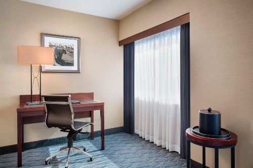 Crowne Plaza Hotel Los Angeles Harbor an IHG Hotel - image 32