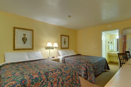 Vagabond Inn San Pedro - image 26
