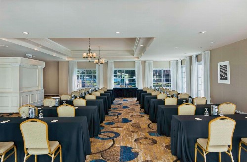 DoubleTree by Hilton San Pedro - image 41