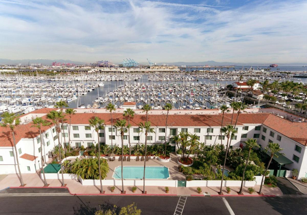 DoubleTree by Hilton San Pedro - image 7