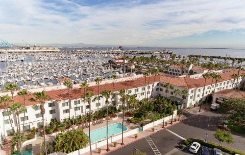 DoubleTree by Hilton San Pedro - image 8