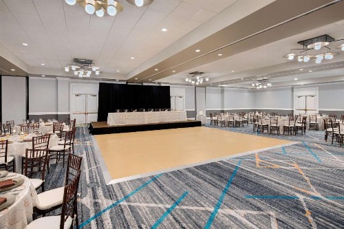 Embassy Suites San Rafael - Marin County - image 20