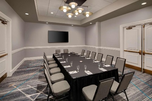 Embassy Suites San Rafael - Marin County - image 5