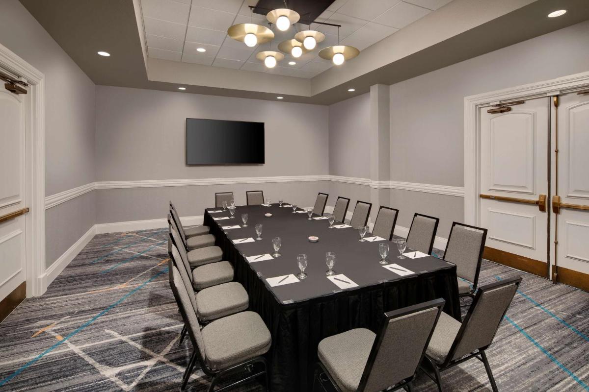 Embassy Suites San Rafael - Marin County - image 5